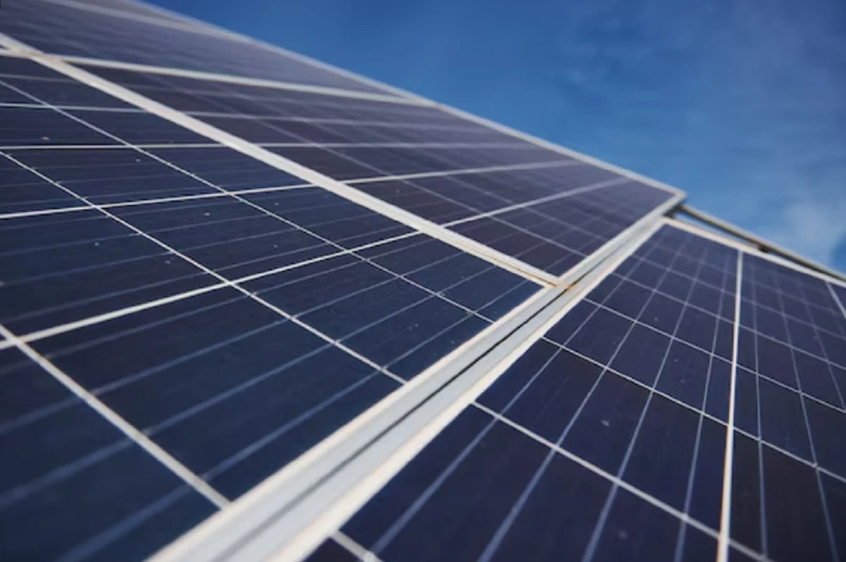 КМУ спростив процедури встановлення сонячних електростанцій на будівлях